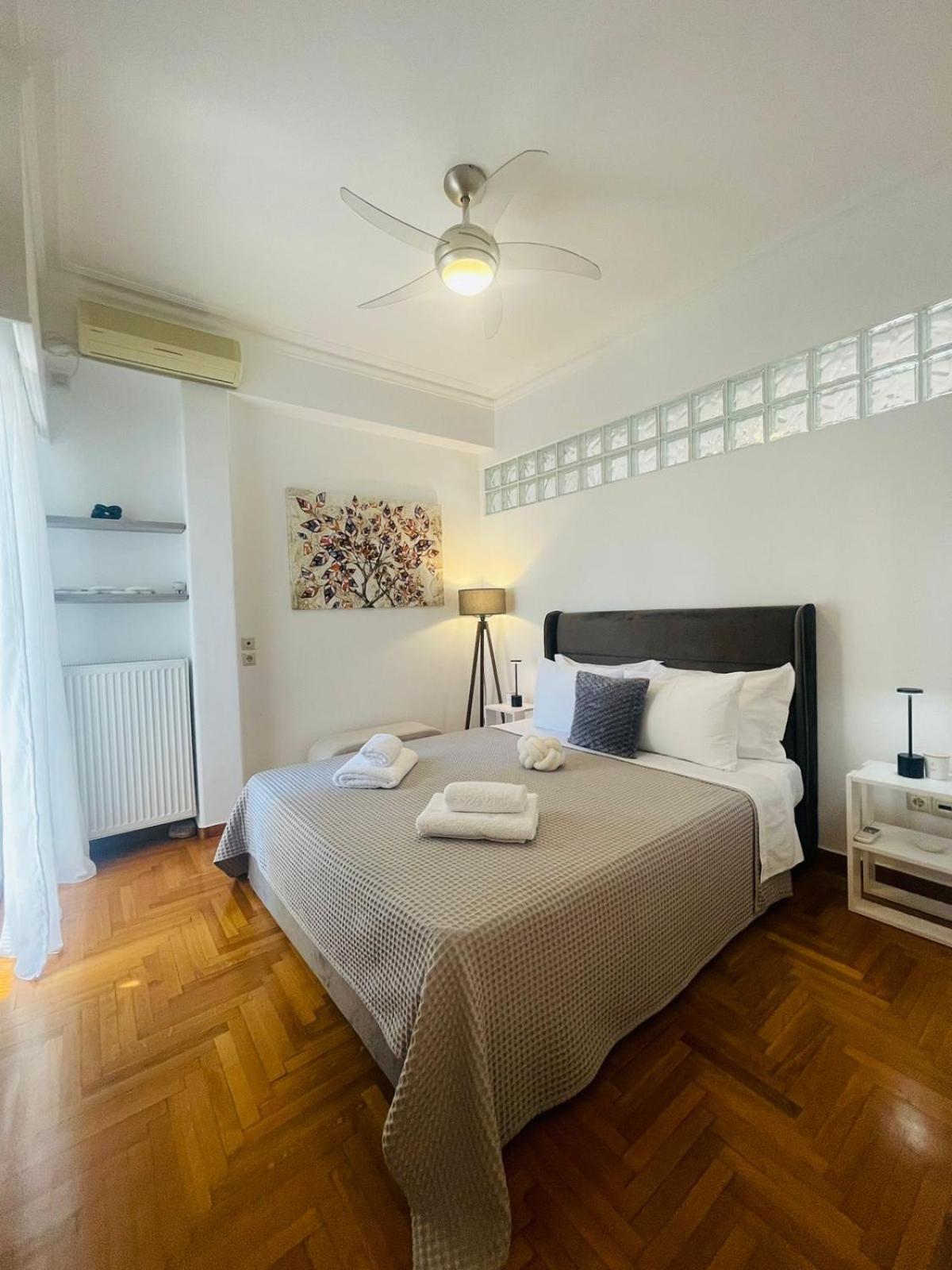 Overview Boutique Apartment Athens Exterior photo